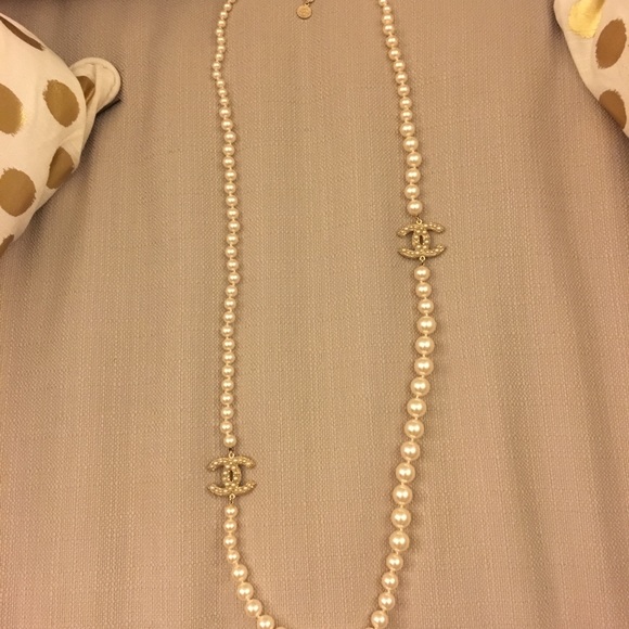 CHANEL Jewelry - CHANEL Authentic Gold and Pearl Necklace